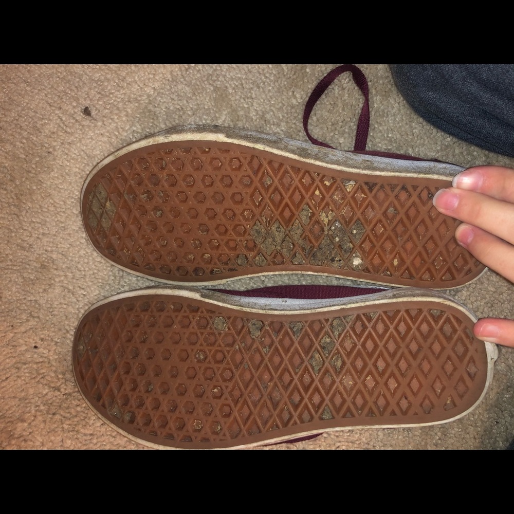 Maroon Vans - Picture 4 of 4